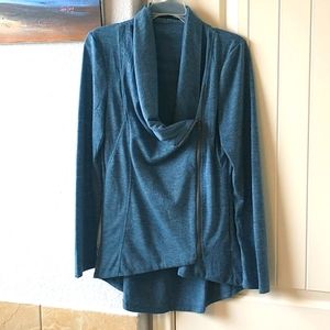 Modcloth Airport Greeting Cardigan sweater